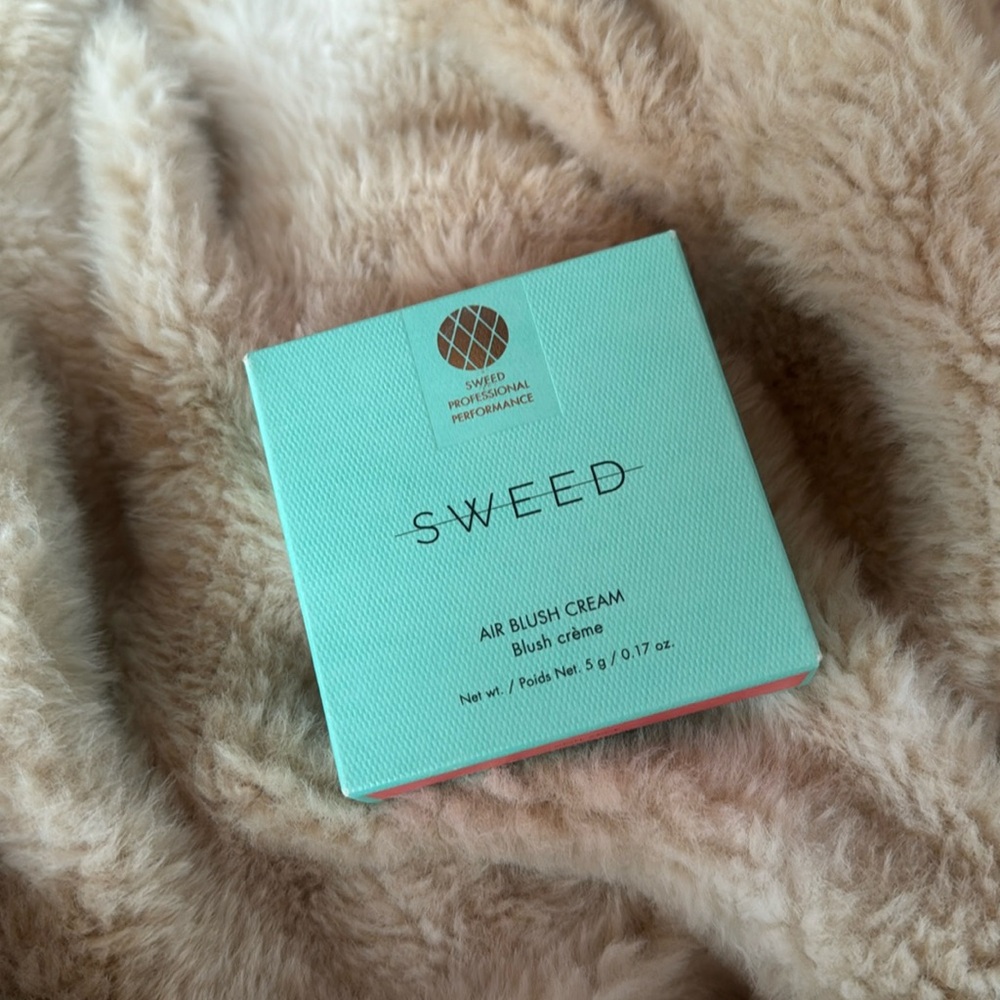 New Sweed air blush cream - Shade cheeky